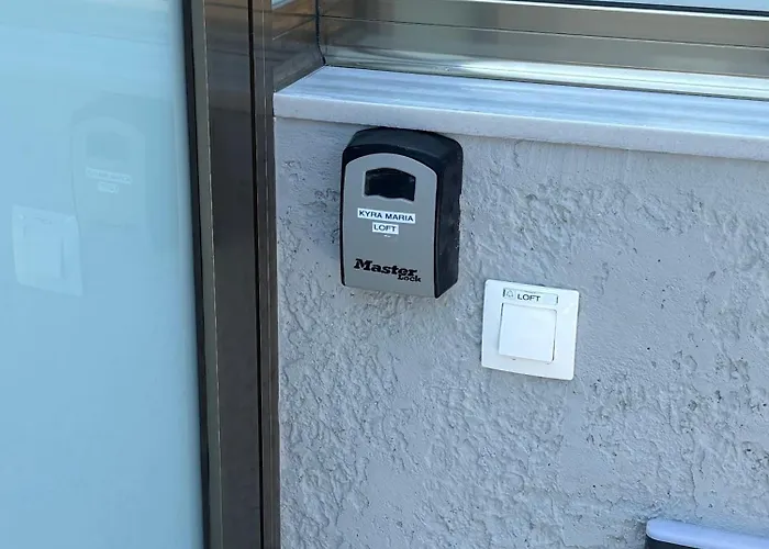 Kyra Maria 3, Loft شقة